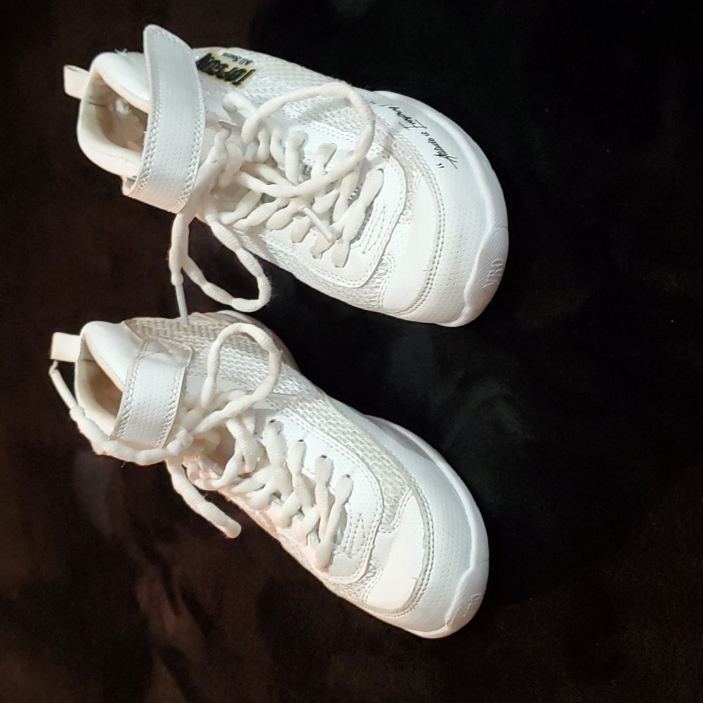 Nike Top Gun All Stars V-RO Cheer Shoes